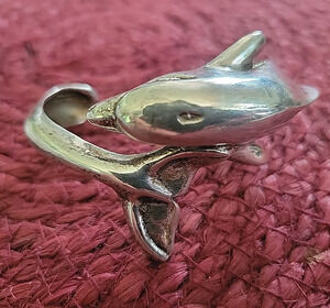 TAXCO MEXICO Vintage Sterling Silver Cuff Bracelet Dolphin Wrap Chunky Fish 6.5"
